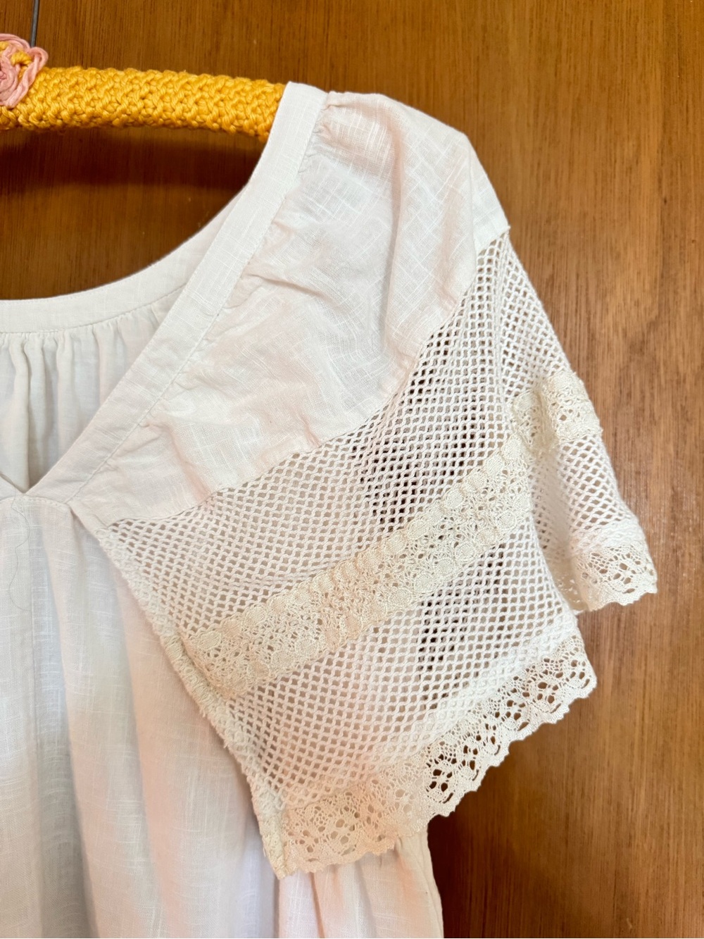 Old Navy Cream Lace Flutter-Sleeve Dress - Picture 2 of 4